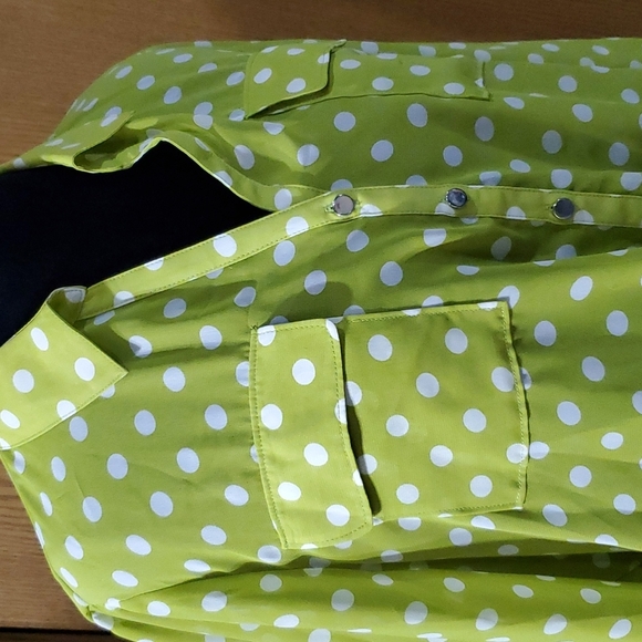 Lane Bryant lime green polka-dot cinch waist tab sleeve sheer top - Picture 2 of 6